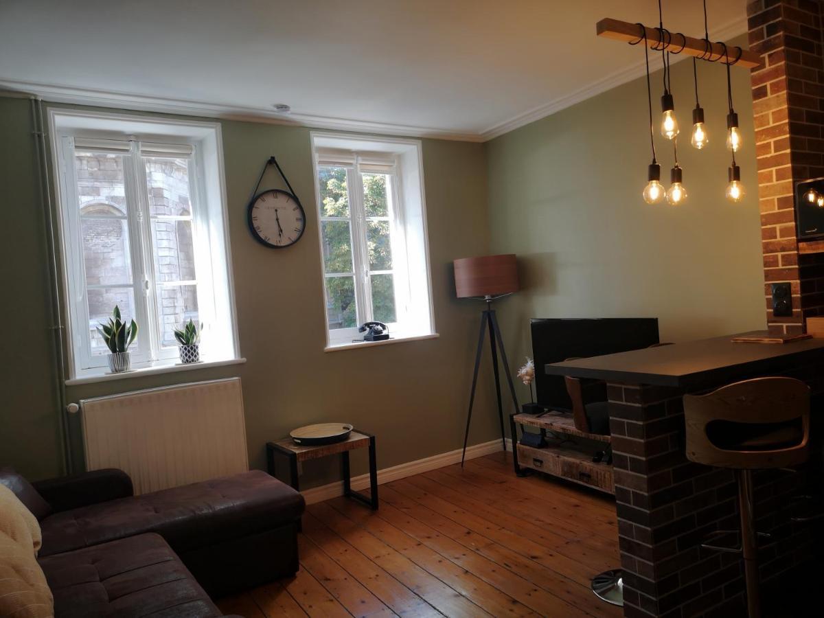 Appartement Au Coeur Des Remparts Boulogne-sur-Mer Luaran gambar